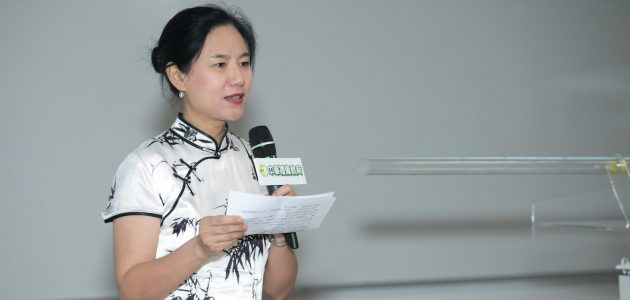 馮燊均國學基金會秘書長鮑俊萍女士